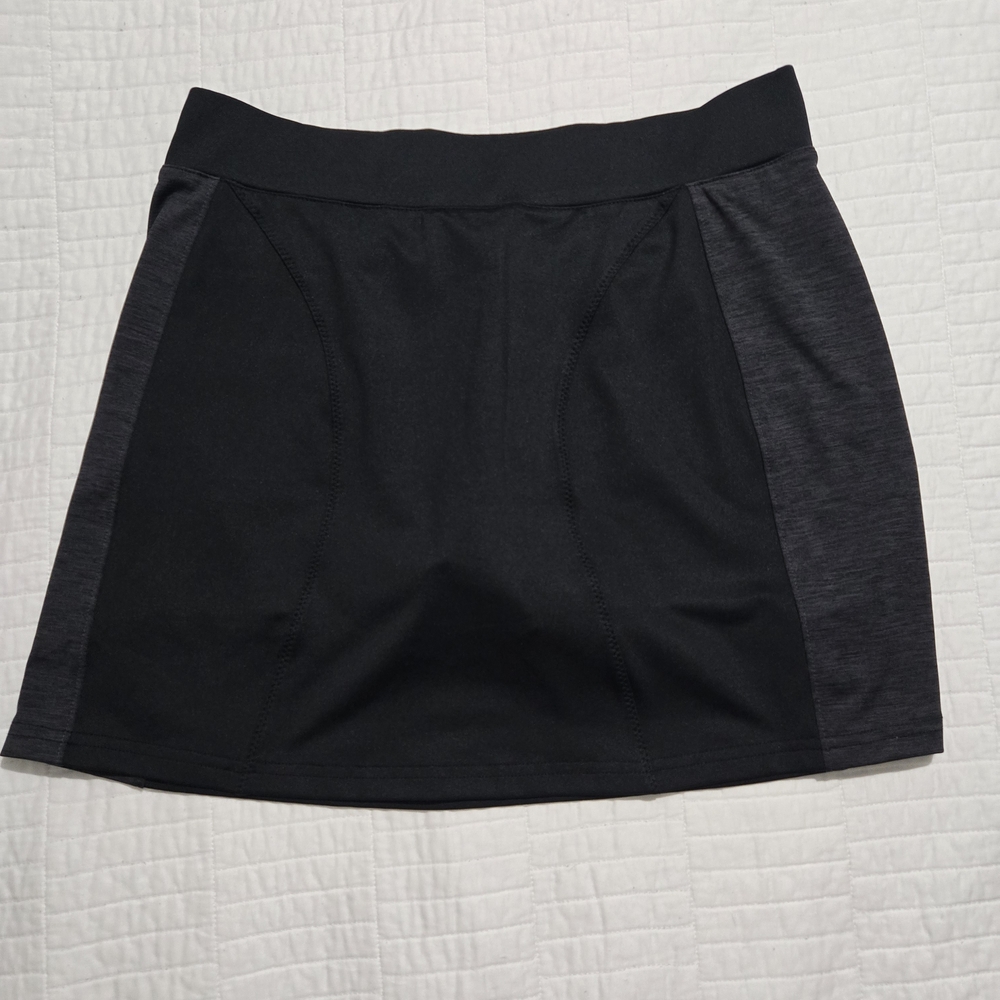 Black Mini A-Line Skirt - Casual Everyday Style - Picture 3 of 7